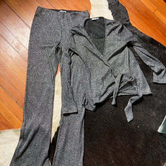 ZARA Metallic Silver/Black Ripped Flare Pant & Wrap Top - Matching Set - Medium - Picture 2 of 3